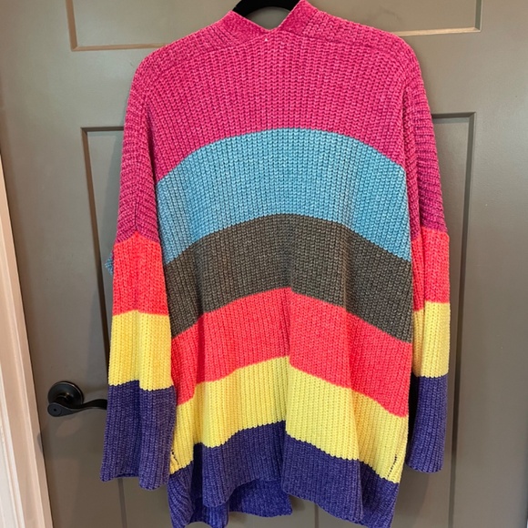 Cute Oversized Rainbow Cardigan, super soft! Like New! - Picture 4 of 4